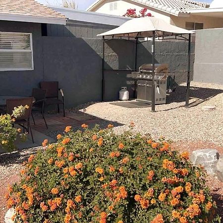 Spacious Getaway! Pool, Spa, Sleeps 9 Lake Havasu City Exterior photo